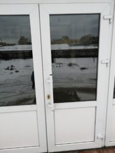 Ремонт дверей - справа справжніх майстрів
